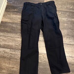 5.11 Tactical Black Cargo Pants 38x32